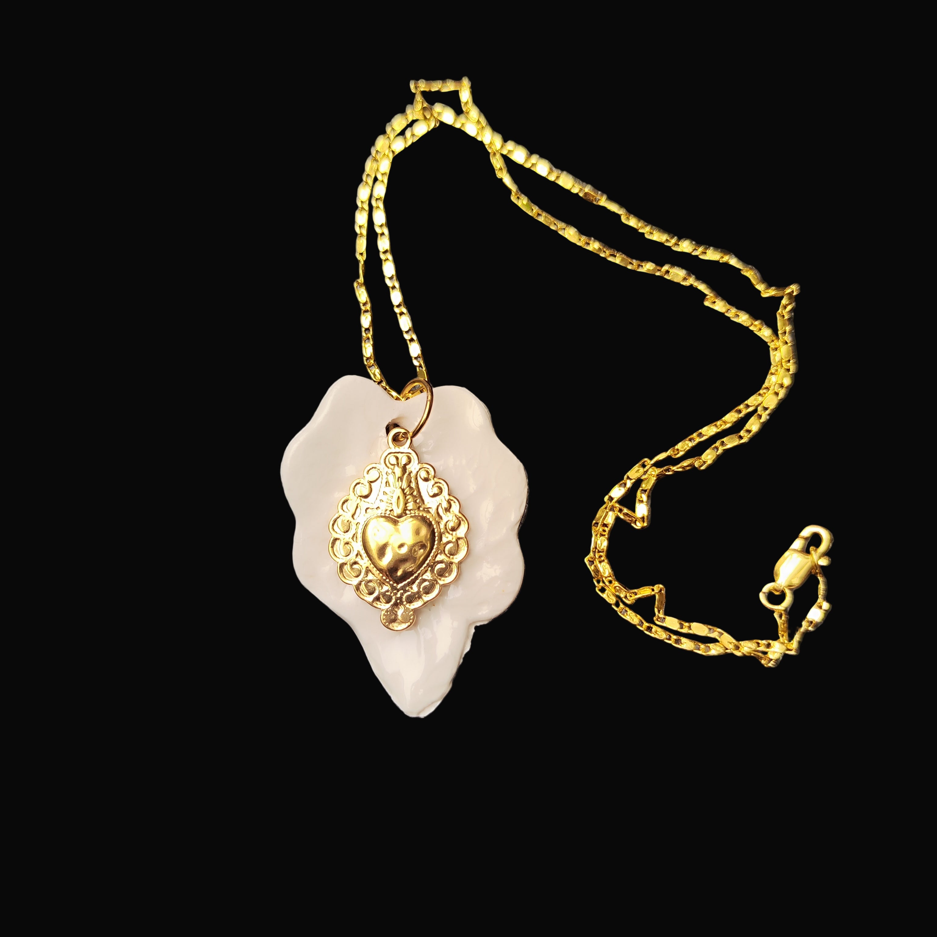 Sacralia collier coeur sacré