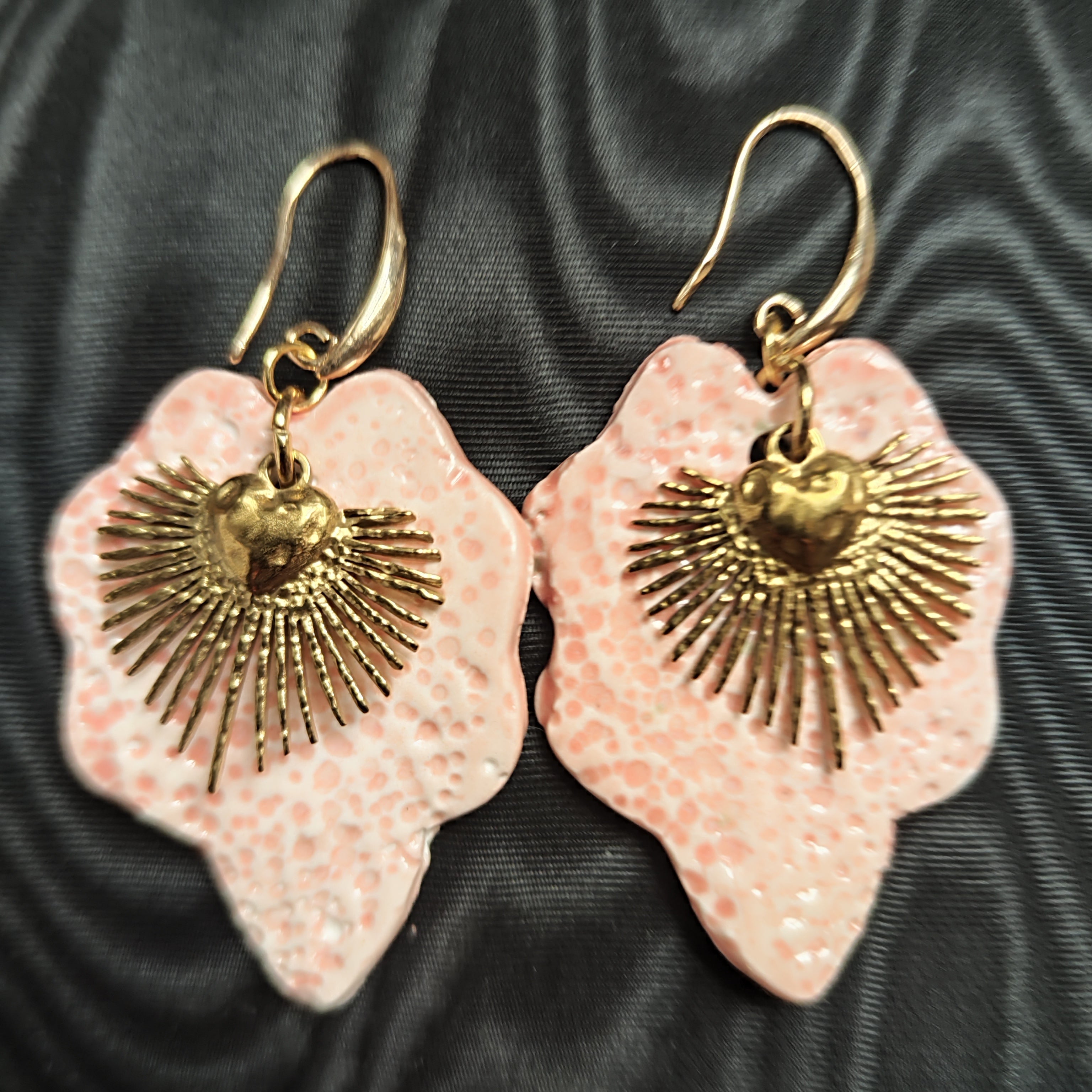 Sacralia boucles d'oreilles coeurs sacrés