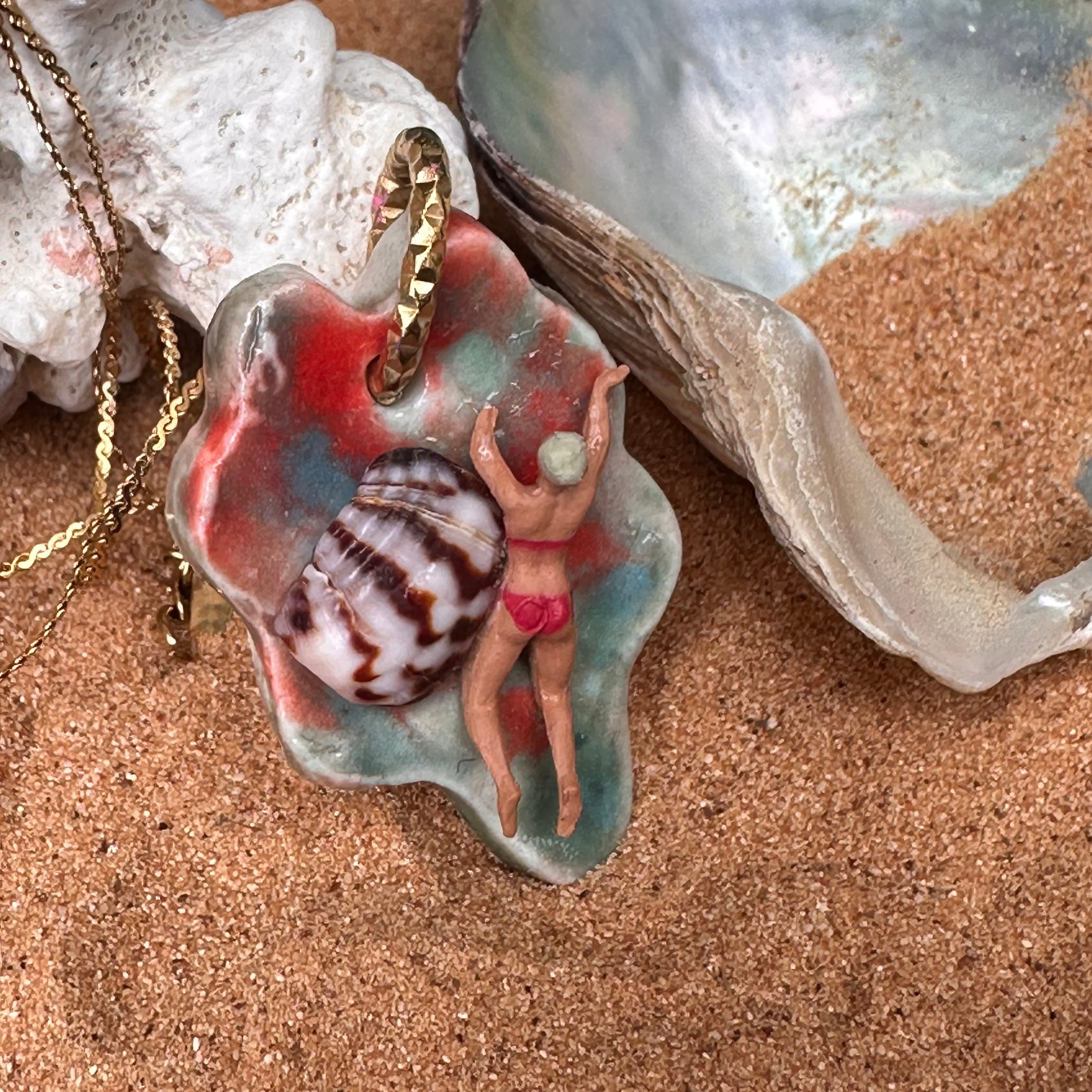 Collier "Chasseuse de coquillages"