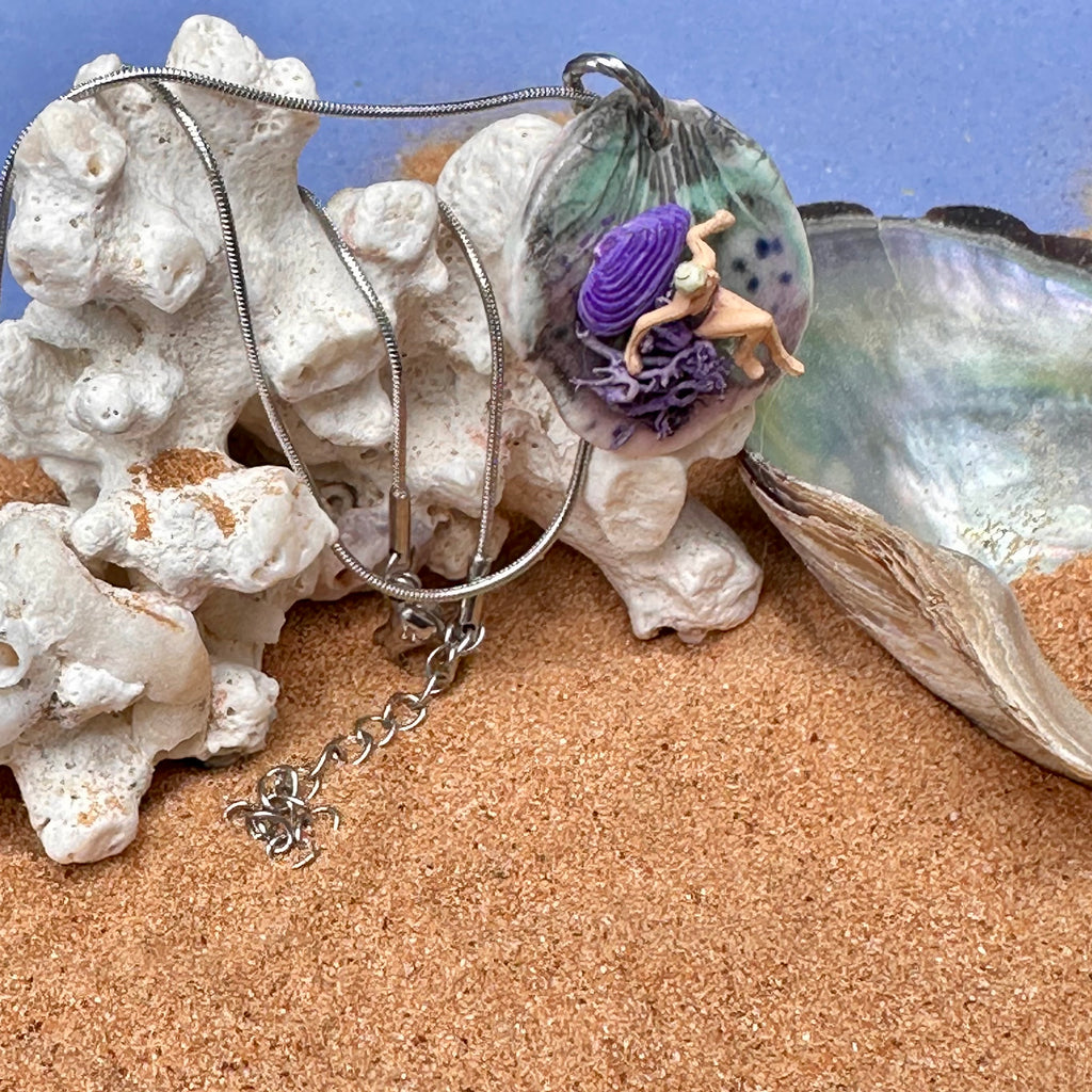 Collier "La marée violette"