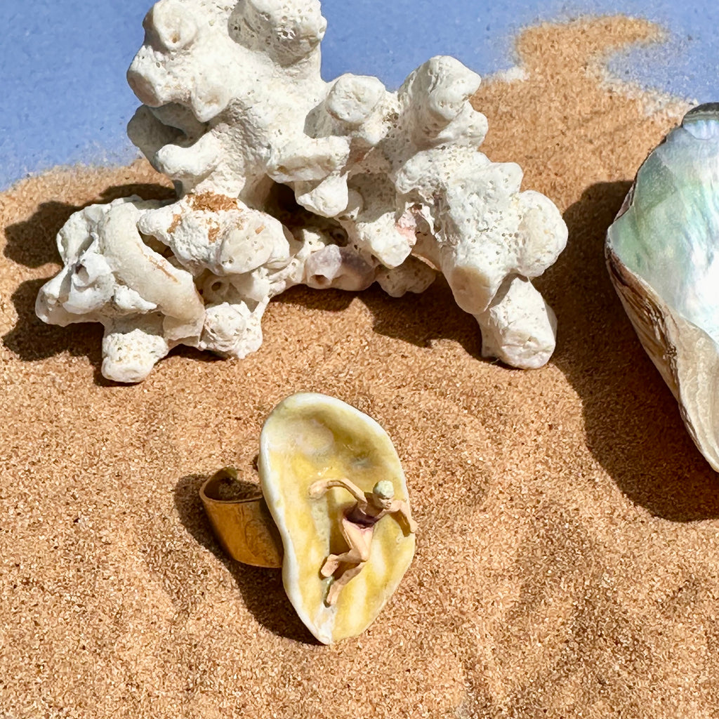 bague "L'épreuve du sable chaud"