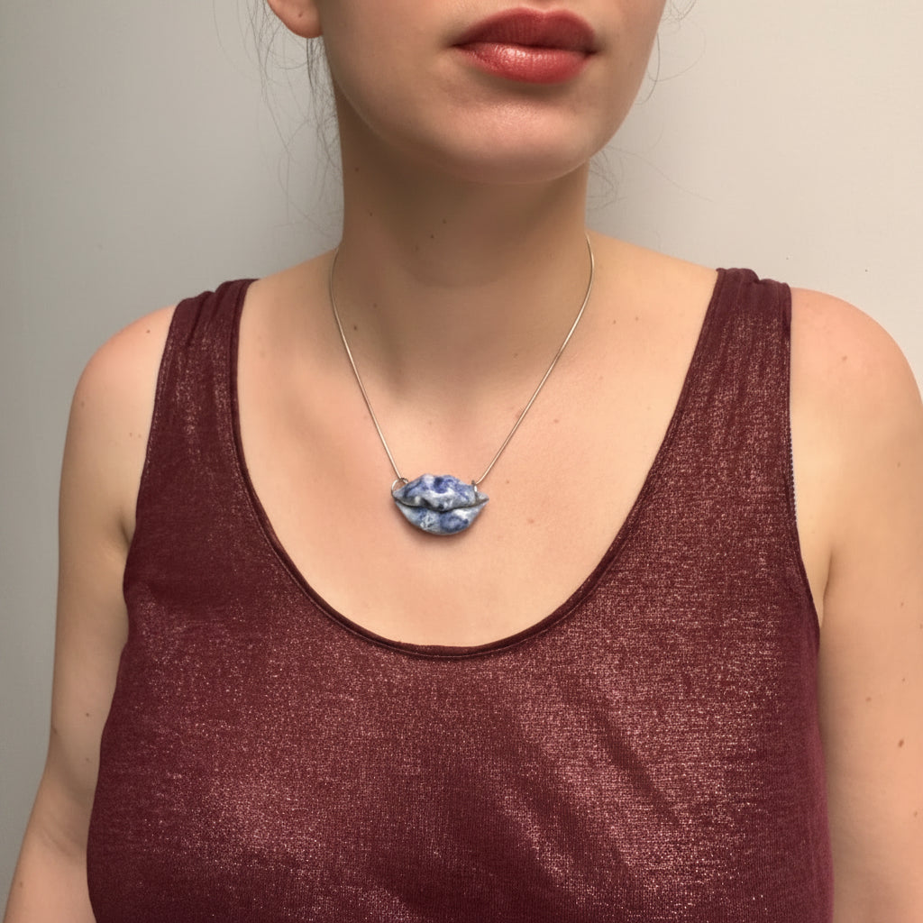 Crazy lips blue dream